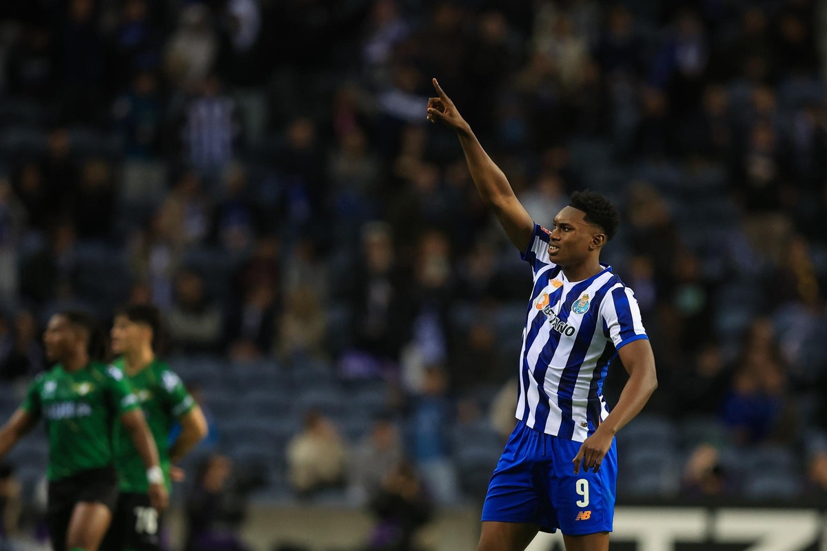 Porto purchase additional 15% of Samu Omorodion’s rights
