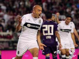 Santiago Silva volvió a marcar ante River. Twitter/gimnasiaoficial