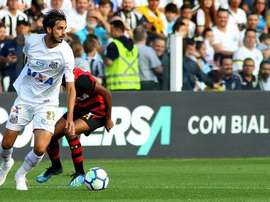 Bryan Ruiz rescindiu seu contato com o Santos. Twitter @bryanruizcr