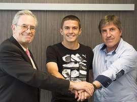Sergio Palencia n'est pas assez bon pour Luis Enrique. Twitter