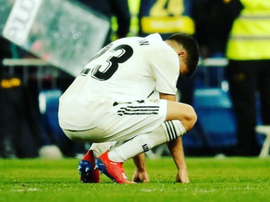 Reguilón deverá estar ausente até ao final da temporada. Twitter/SergioReguilón