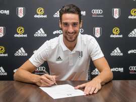 Rico jugará hasta final de campaña en el Fulham. FulhamFC