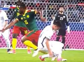 Siani y Aranguiz, en un partido de la Confederaciones. Twitter