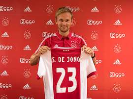 Siem de Jong regressa ao Ajax. AFP