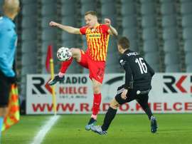 Le championnat polonais se jouera à huis clos. Twitter/Korona_Kielce
