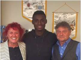 El nigeriano ya se encuentra en Suiza. FCZurich
