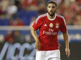 Taarabt va rejoindre Genoa en Serie A. Twitter