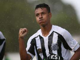 Le Barça et Santos se battent pour Tailson. FCSantos