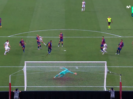 La rete di Muller contro il Barcellona. MovistarLaLigadeCampeons