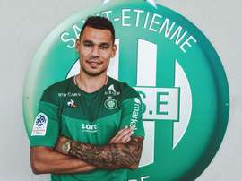 Kolodziejczak has join Saint Etienne on a permanent basic. ASSEOfficiel