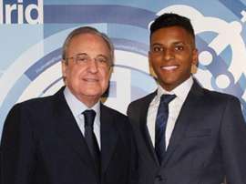 Rodrygo será apresentado nesta terça pelo Real Madrid. RealMadrid
