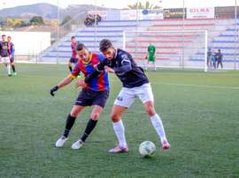El delantero sella su compromiso por una temporada con el Gernika. GernikaClub