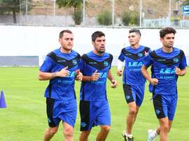 El Alavés se ejercitó por última vez en Turquía, antes de viajar a Alicante. Alavés