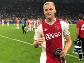 Van de Beek fue el primer goleador del equipo holandés. Ajax