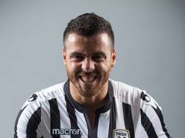 O polivalente de 31 anos volta a um clube que representou durante três épocas e meia. Twitter/PAOK