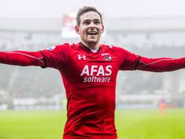 Tottenham have confirmed the signing of Netherlands international Vincent Janssen. BeSoccer