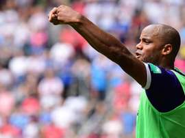 Kompany estreou-se com derrota como técnico-jogador. Anderlecht