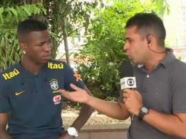 Vinicius veut jouer. SporTV