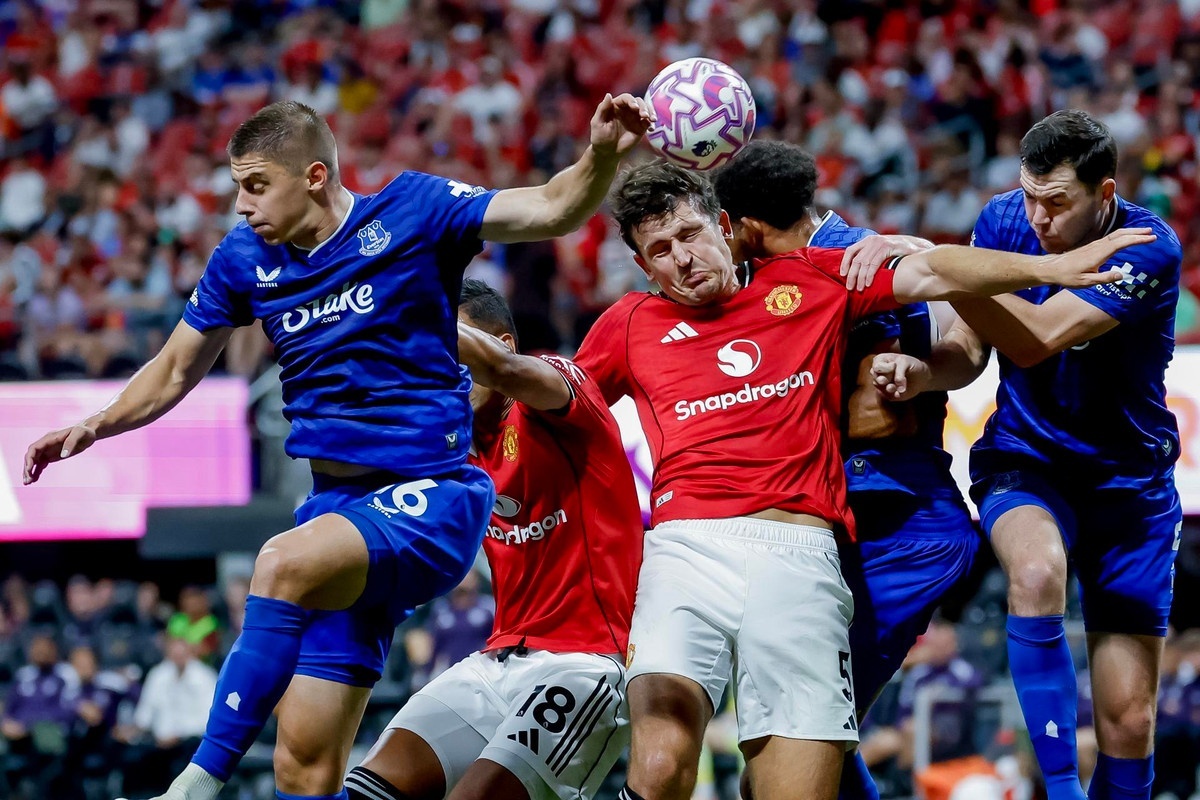 33 años de travesía y un solo oasis para el Everton en Old Trafford