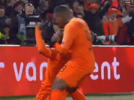 Wijnaldum opened the scoring against France in Rotterdam. CAPTURA