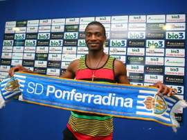 William Jebor, orgulloso jugador de la Ponferradina. Twitter