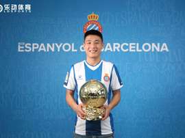 Wu Lei conquista el Balón de Oro chino por segundo año seguido. Twitter/RCDEspanyol