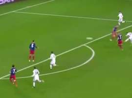 Xhaka puso por delante al Basilea en el marcador. Twitter/beINSports
