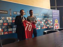 O polivalente avançado, apresentado no Wisla. WislaCracovia