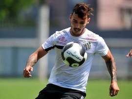 Santos poderá vender Zeca em julho. Twitter