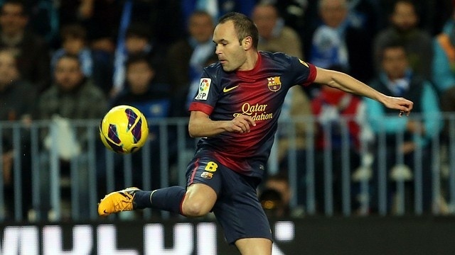A. Iniesta en juego