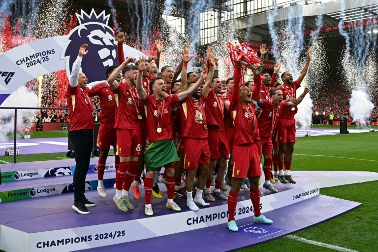 Liverpool lift Premier League trophy after Palace draw