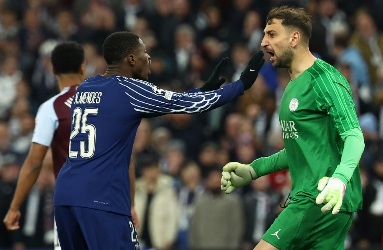 PSG keep Champions League bid alive, despite old ghosts reappearing