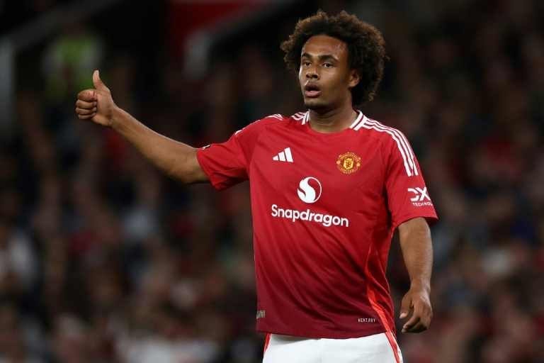 Zirkzee relishes 'unbelievable' Man Utd debut