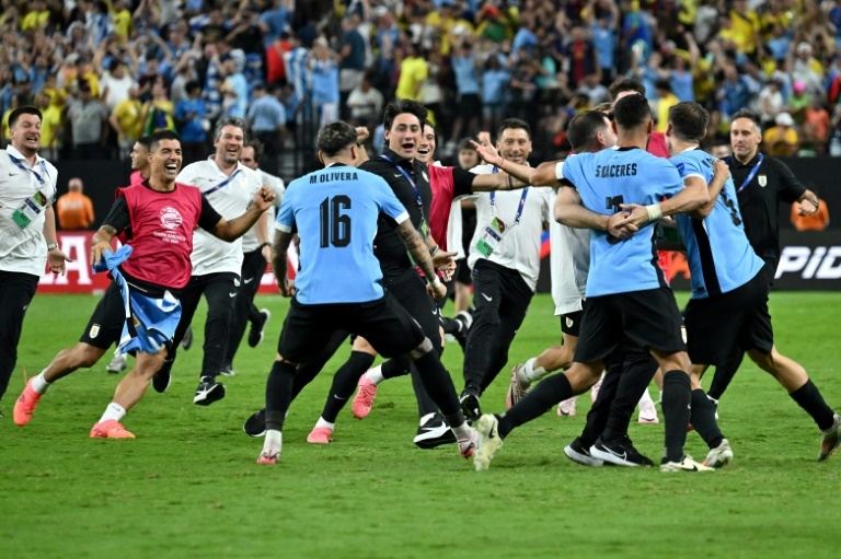 Uruguay beat Brazil on penalties to reach Copa America semi-finals