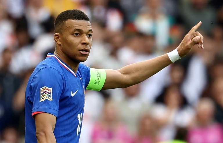 Mbappe files harassment complaint against PSG
