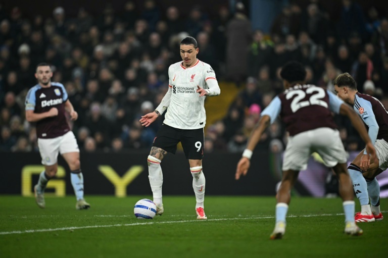 Liverpool coach Slot urges Nunez to improve his 'mindset' after Villa miss