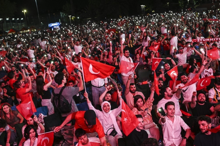 Turkey ride 'best save' and wave of emotion into Euros last 8