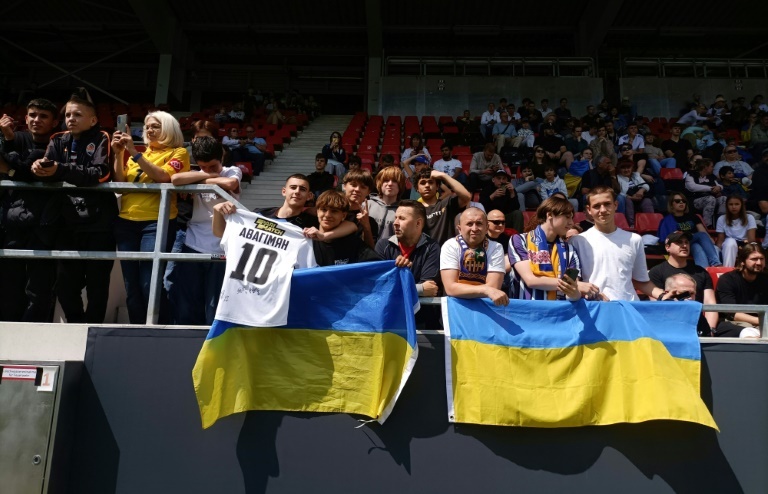 Ukrainians fans in Germany rally to support team at Euros