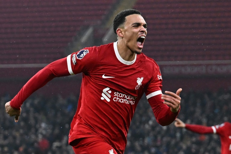 Liverpool renverse Fulham, Chelsea domine Brighton