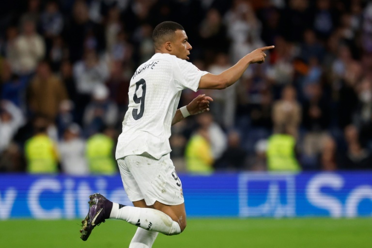Le Real Madrid repousse le sacre du Barça, Mbappé encore décisif