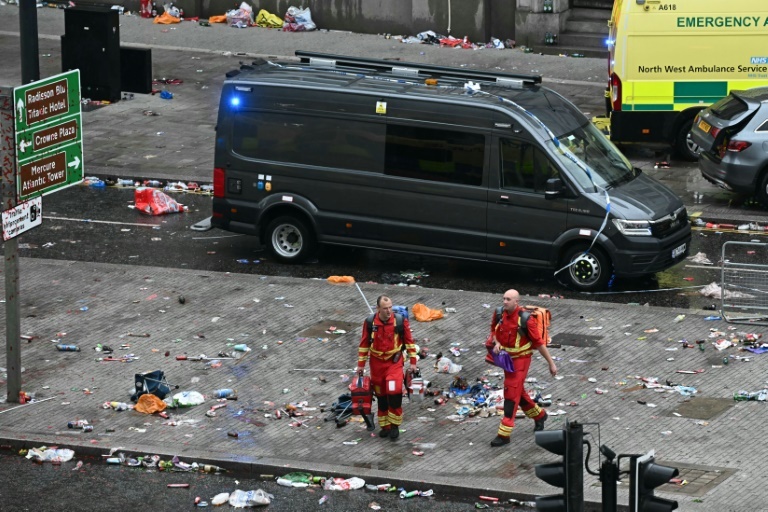 Une voiture fonce sur la foule à Liverpool, 27 personnes hospitalisées