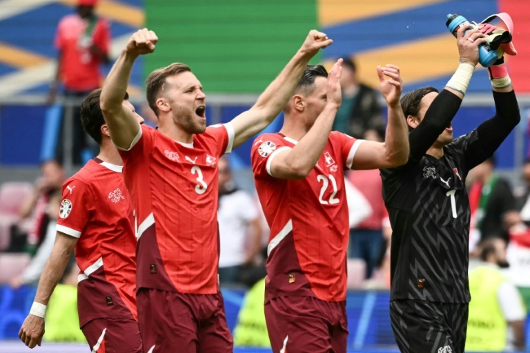Victorieuse de la Hongrie 3-1, la Suisse rejoint l'Allemagne en tête du groupe A