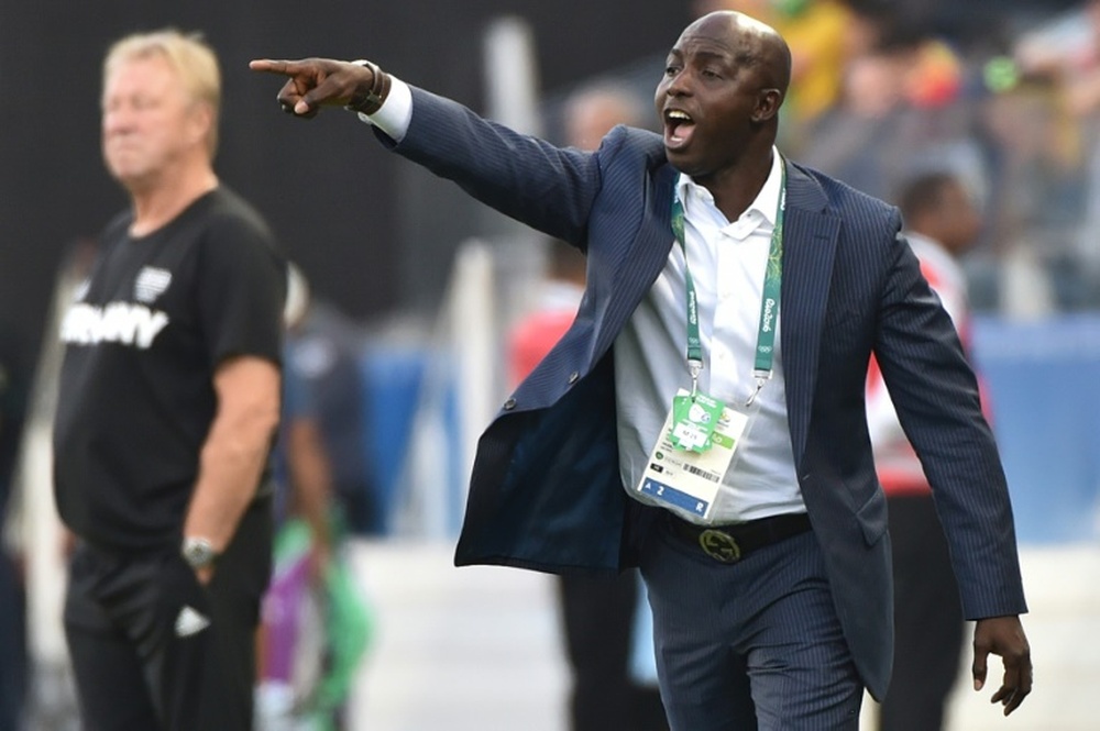 Le TAS réduit la suspension de Siasia, ex-entraîneur du Nigeria. afp