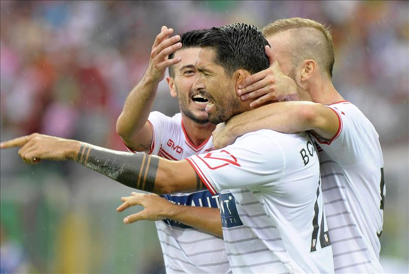 El Carpi se estrena ante el Palermo y el Nápoles vuelve a pinchar