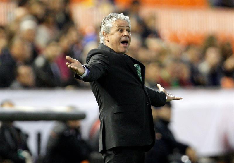 Los ultras vuelven a provocar altercados con la Policía en Bulgaria