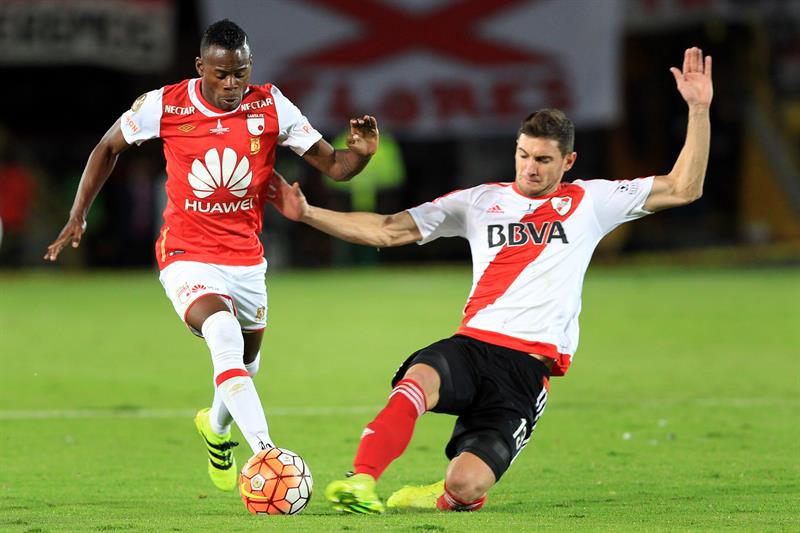 RIver y Santa Fe lo dejan todo para El Monumental