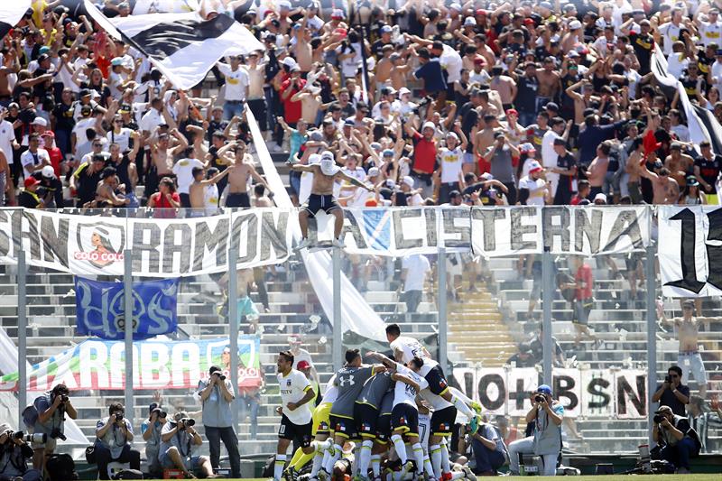 Colo Colo, fuera de la lucha por el título en Chile