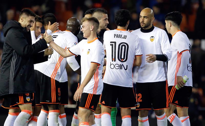 El Valencia logra hacerse con la mejor posición en lo que va de Liga