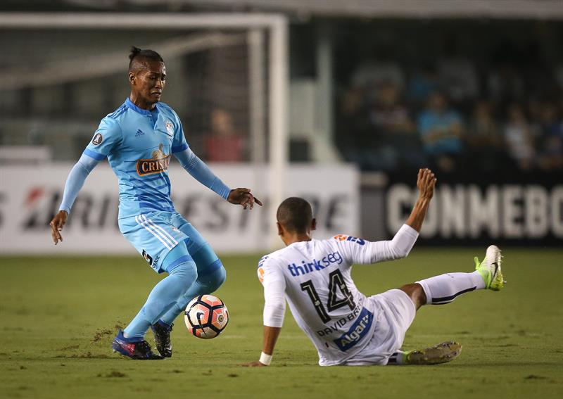 Santos arrolla a Sporting y pasa como líder a octavos