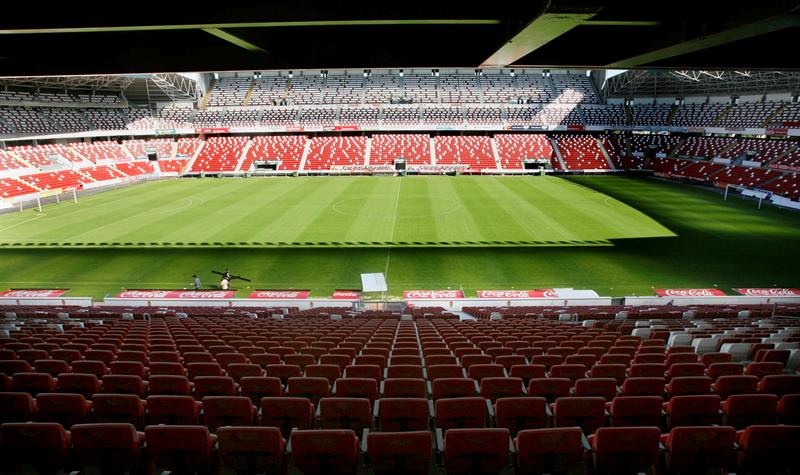 Los 10 aficionados del Sporting, en libertad provisional tras los incidentes del derbi